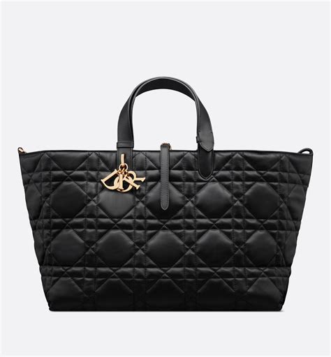 Large Dior Toujours Bag Black Macrocannage Calfskin.